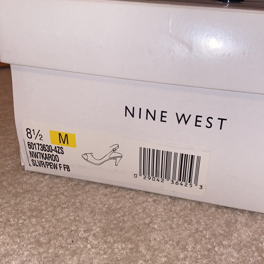 Heels - Picture 2 of 2